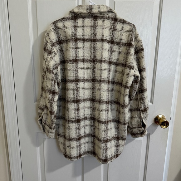 Brown Flannel Plaid Shacket - Picture 4 of 4